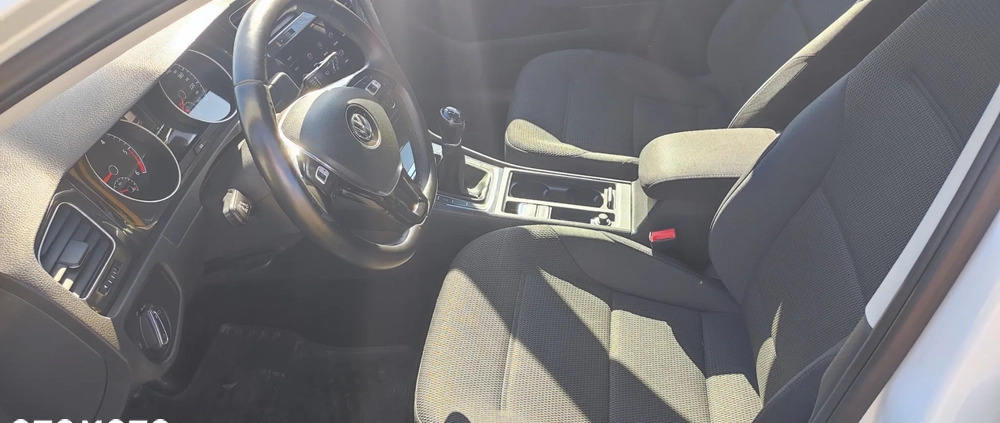 Volkswagen Golf cena 42000 przebieg: 209325, rok produkcji 2017 z Kcynia małe 106